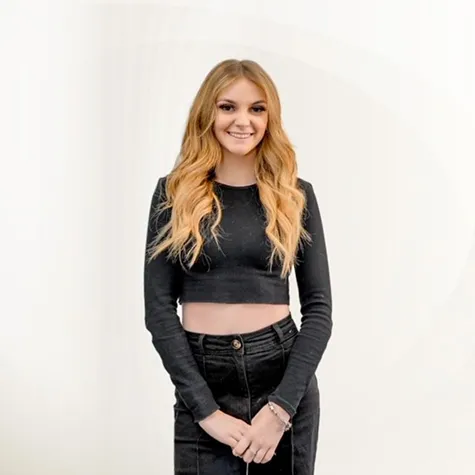 Hairdresser Color Me Happy